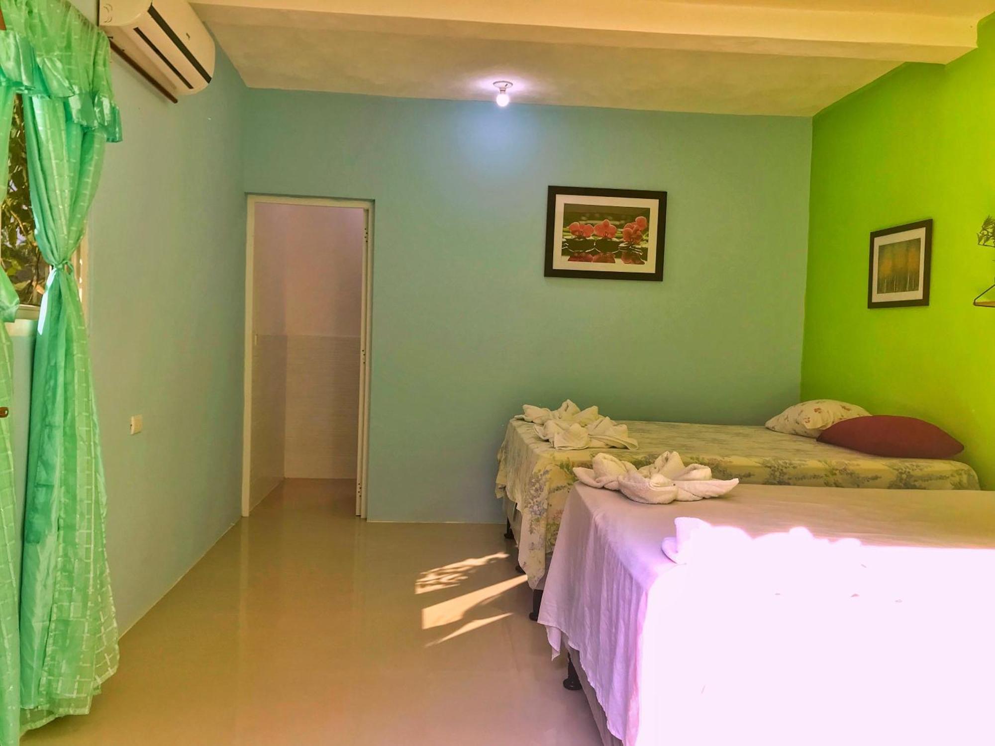 Hotel Ebenezer El Paredon El Paredon Buena Vista ภายนอก รูปภาพ
